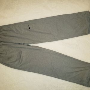Nike Therma-Fit Sweatpants